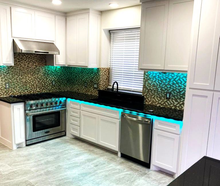 The Amazing Transformations in Refurbishing Old Kitchen Cabinets