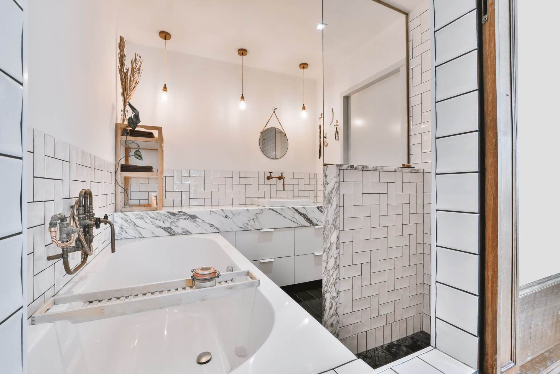 Bathroom Makeover: 10 Affordable Ways to Revamp Your Space