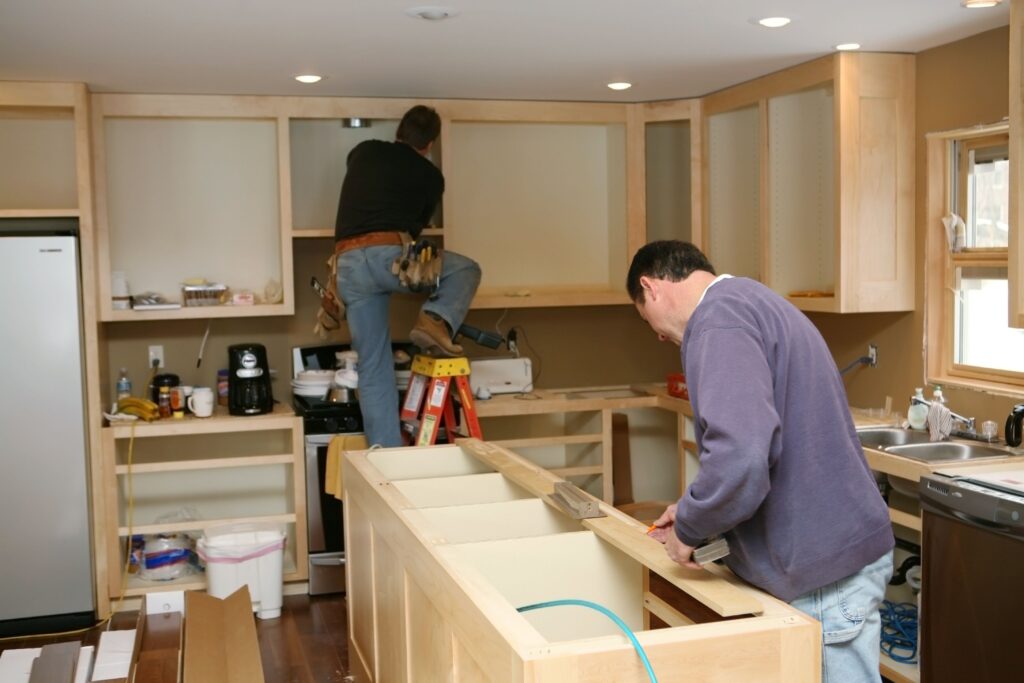 5 Best Reason To Hire A Contractor - AMD Remodeling