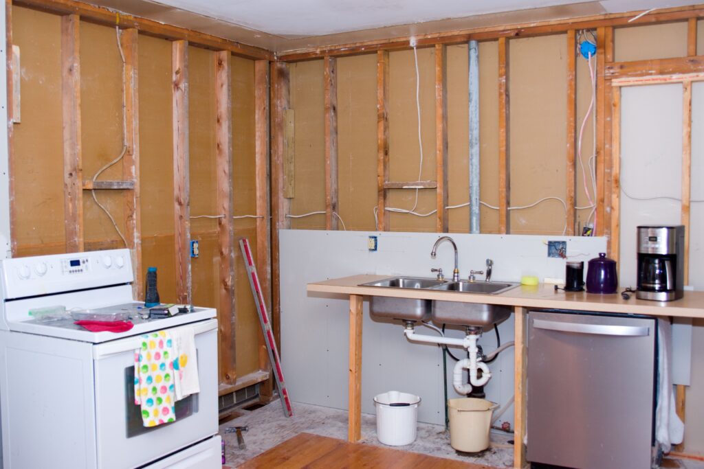 DIY vs. Hiring a Professional Pros and Cons of Kitchen Remodeling Contractors in Allen