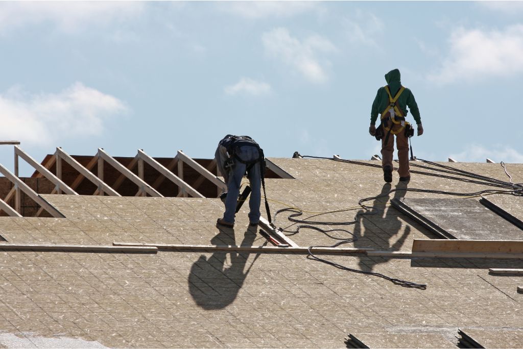 AMD Remodeling’s 5 Essential Tips for a Successful Commercial Roof Replacement in Plano TX