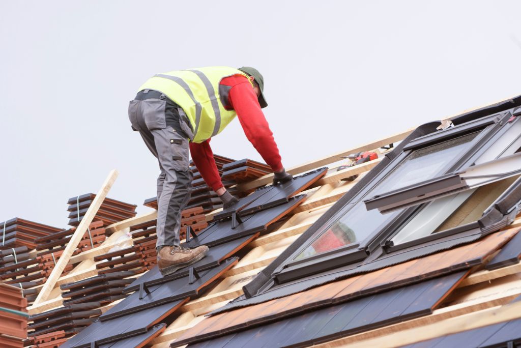 Critical Warning Signs Don’t Ignore These Issues with Commercial Roofing in Plano TX