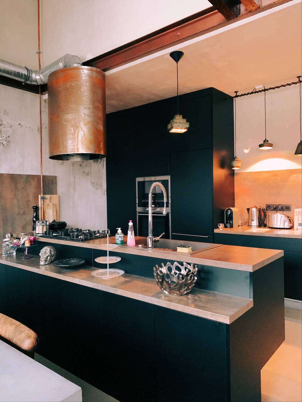 Modern kitchen remodel with dark cabinets for Allen and DFW homes